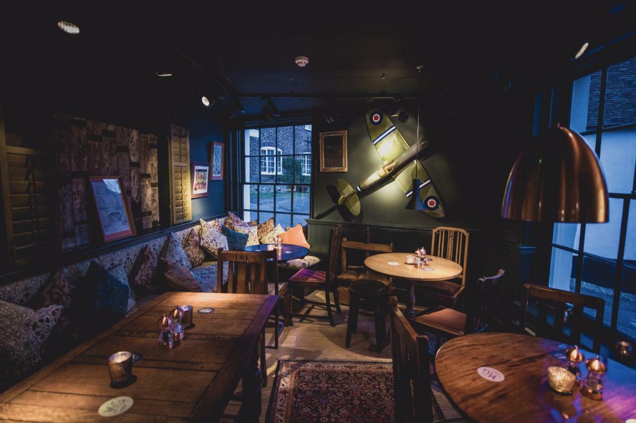 The Marquis Of Granby Hotel Alkham Kültér fotó